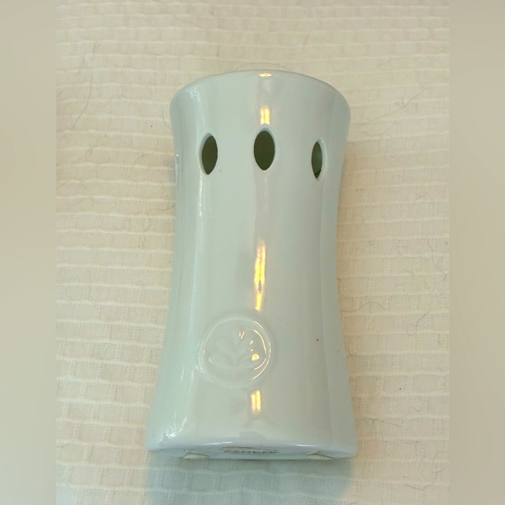 Yankee Candle White Ceramic Tea Light Holder